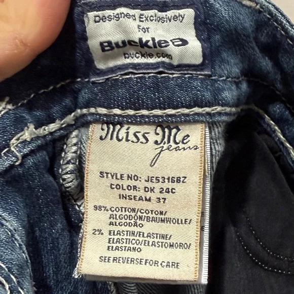 Miss Me Women’s Boot Cut Low Rise Jeans Sz 30 Embellished Flap Pocket Cowgirl - Picture 9 of 14